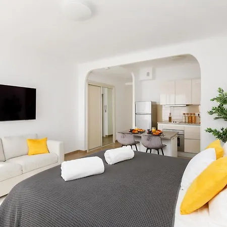 Heavnstay Apartment *